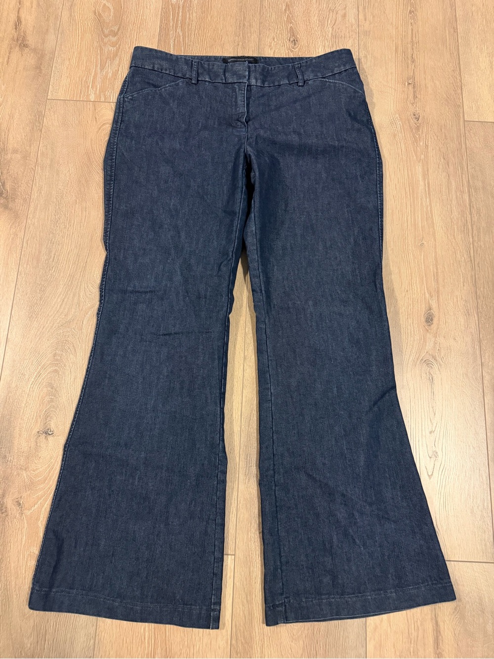 Women’s Express Dark Blue Flared Dressy Jean